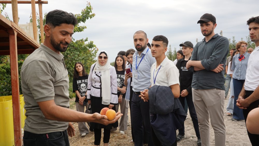 AMO GROUP SmartAg Oasis tesebbusu ile geleceyin innovasiyalarina bir addim daha atdi