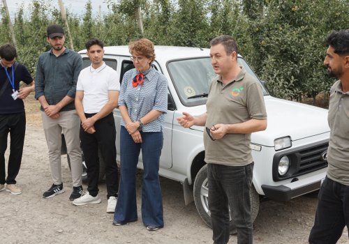 AMO GROUP SmartAg Oasis tesebbusu ile geleceyin innovasiyalarina bir addim daha atdi